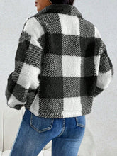 Load image into Gallery viewer, Decorative Pocket Flap Plaid Long Sleeve Jacket
