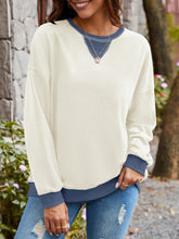 Load image into Gallery viewer, Contrast Round Neck Long Sleeve Sweatshirt
