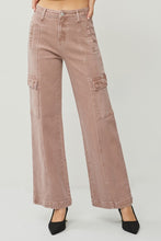 Load image into Gallery viewer, RISEN Full Size High Rise Wide Leg Cargo Jeans
