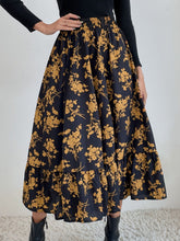 Load image into Gallery viewer, Printed Elastic Waist Midi Skirt
