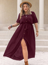 Load image into Gallery viewer, Plus Size Round Neck Half Sleeve Dress
