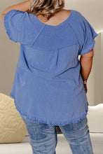 Load image into Gallery viewer, Plus Size Round Neck Half Sleeve Top
