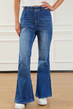 Load image into Gallery viewer, Elastic Waist Bootcut Jeans with Pockets
