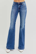 Load image into Gallery viewer, RISEN Full Size Low Rise Flare Jeans with Pockets
