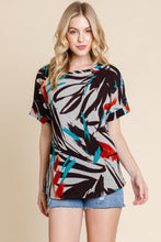 Load image into Gallery viewer, BOMBOM Printed Round Neck Short Sleeve T-Shirt
