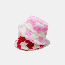 Load image into Gallery viewer, Contrast Heart Bucket Hat
