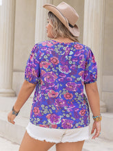 Load image into Gallery viewer, Plus Size Printed Notched Short Sleeve Blouse
