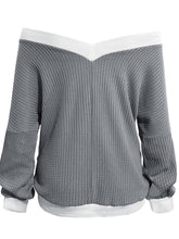 Load image into Gallery viewer, Contrast Trim Off-Shoulder Long Sleeve Sweatshirt
