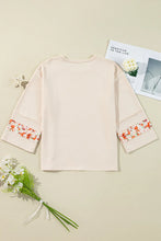 Load image into Gallery viewer, Exposed Seam Slit Floral Round Neck Blouse
