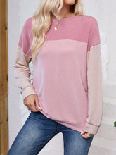 Load image into Gallery viewer, Color Block Round Neck Long Sleeve Sweatshirt
