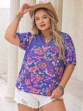 Load image into Gallery viewer, Plus Size Printed Notched Short Sleeve Blouse
