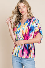 Load image into Gallery viewer, BOMBOM Printed Surplice Peplum Blouse
