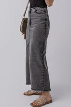 Load image into Gallery viewer, Raw Hem Midi Denim Skirt with Pockets
