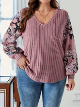 Load image into Gallery viewer, Plus Size Printed V-Neck Long Sleeve T-Shirt
