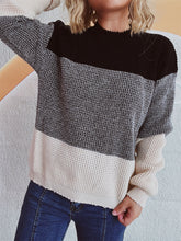 Load image into Gallery viewer, Color Block Long Sleeve Sweater
