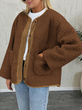 Load image into Gallery viewer, Contrast Button Up Sherpa Jacket with Pockets
