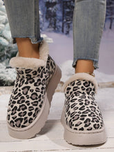 Load image into Gallery viewer, Thermal Leopard Round Toe Platform Boots
