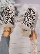 Load image into Gallery viewer, Thermal Leopard Round Toe Platform Boots
