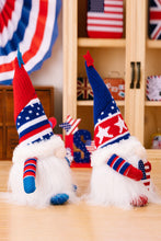 Load image into Gallery viewer, 2-Piece Independence Day Knit Decor Gnomes
