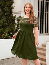 Load image into Gallery viewer, Plus Size Ruched Round Neck Short Sleeve Dress
