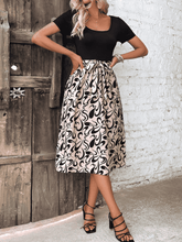 Load image into Gallery viewer, Printed Tie Waist Short Sleeve Dress
