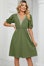 Load image into Gallery viewer, V-Neck Puff Sleeve Dress
