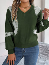 Load image into Gallery viewer, Contrast V-Neck Long Sleeve Sweater
