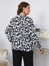 Load image into Gallery viewer, Melo Apparel Plus Size Printed Long Sleeve V-Neck Blouse
