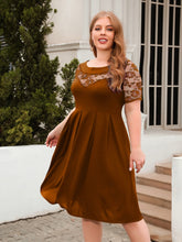 Load image into Gallery viewer, Plus Size Ruched Round Neck Short Sleeve Dress
