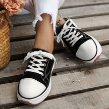 Load image into Gallery viewer, Contrast Trim Round Toe Platform Canvas Sneakers
