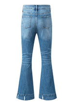 Load image into Gallery viewer, Cat&#39;s Whisker Bootcut Jeans with Pockets
