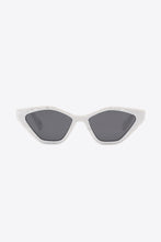 Load image into Gallery viewer, Cat Eye Polycarbonate Sunglasses
