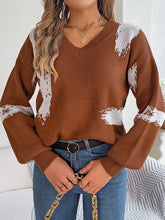 Load image into Gallery viewer, Contrast V-Neck Long Sleeve Sweater
