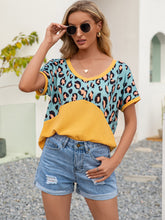 Load image into Gallery viewer, Leopard Waffle-Knit Short Sleeve Top
