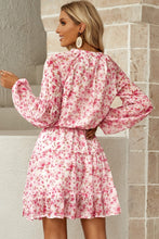 Load image into Gallery viewer, Floral Frill Trim Puff Sleeve Notched Neck Dress
