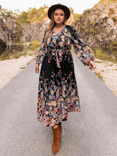 Load image into Gallery viewer, Plus Size V-Neck Long Sleeve Dress
