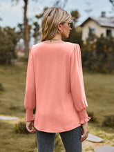 Load image into Gallery viewer, Puff Sleeve Pleated Blouse
