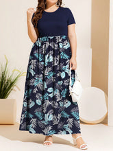 Load image into Gallery viewer, Plus Size Printed Round Neck Short Sleeve Maxi Dress
