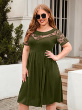 Load image into Gallery viewer, Plus Size Ruched Round Neck Short Sleeve Dress
