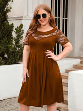 Load image into Gallery viewer, Plus Size Ruched Round Neck Short Sleeve Dress
