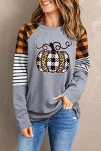 Load image into Gallery viewer, Round Neck Long Sleeve Pumpkin Graphic T-Shirt
