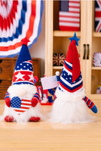 Load image into Gallery viewer, 2-Piece Independence Day Knit Decor Gnomes
