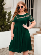 Load image into Gallery viewer, Plus Size Ruched Round Neck Short Sleeve Dress
