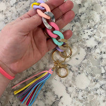 Load image into Gallery viewer, Link Bracelet Keychain with Tassel
